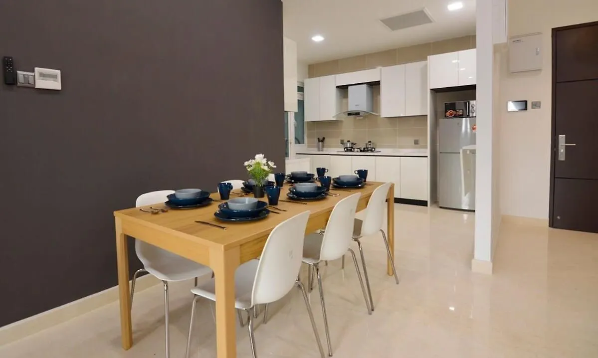 Cozy 2Br Tritower Suite Near Jb Ciq Jbcc & Capri Johor Bahru 0*,